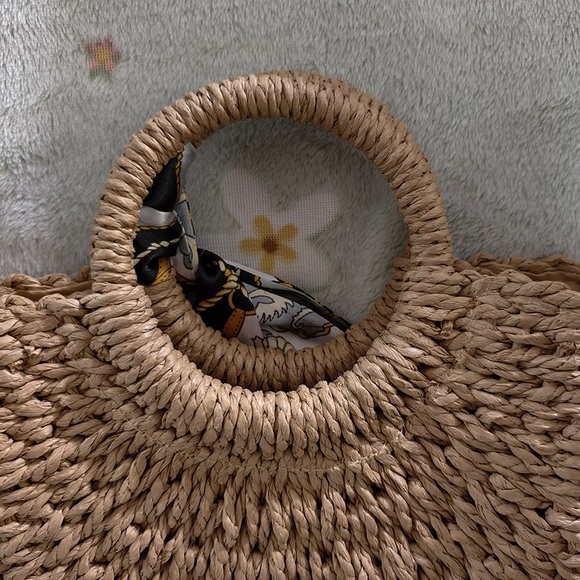 Saint Laurent Half-Circle Straw Bag - Picture 8 of 11